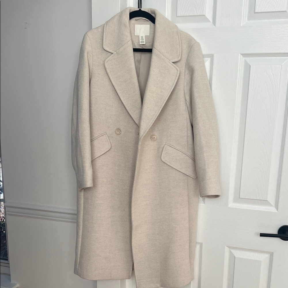 H&M Cream Textured Coat size xs